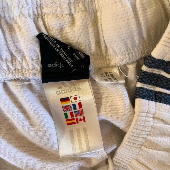 VINTAGE ATHLETIC BASKETBALL ORIGINAL ADIDAS SHORTS 3 stripes - Picture 3 of 7